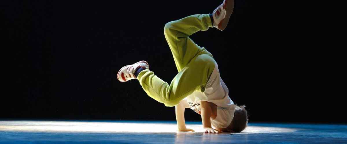 Karacabey'de Dans Etmek İsteyenlere Özel Salonlar