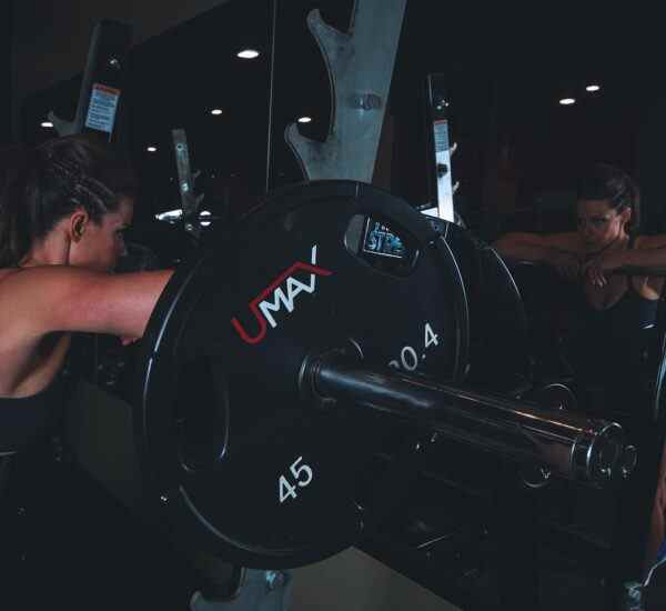 Spor yapmanın tadını çıkar: Mustafakemalpaşa'daki en iyi spor salonları